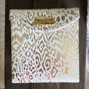 Lilly Pulitzer travel jewelry keeper